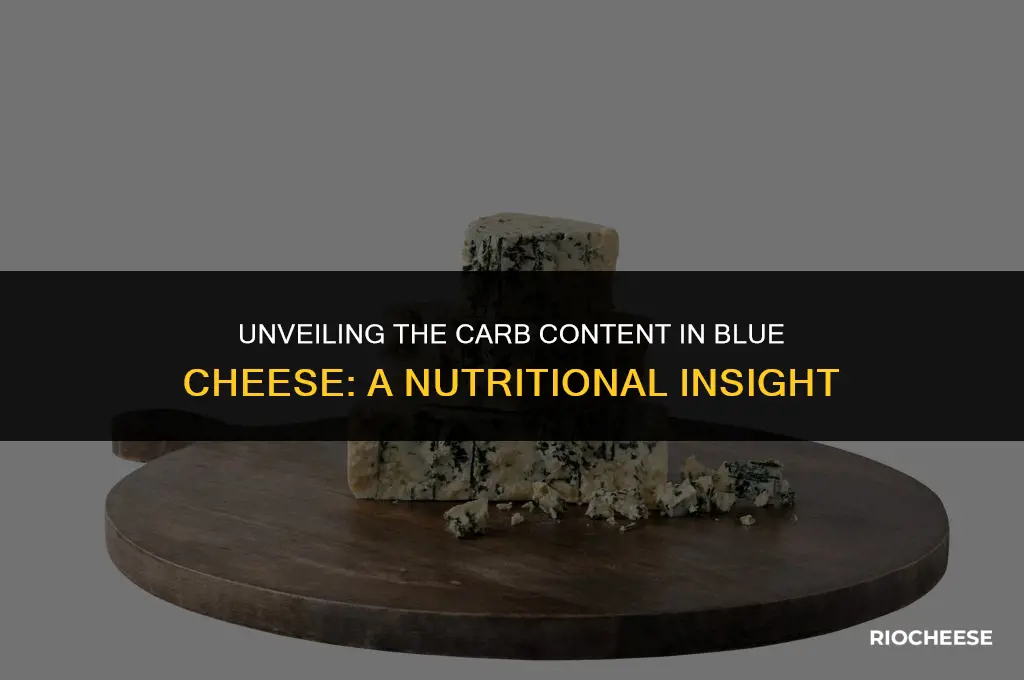 how many carbs are in blue cheese